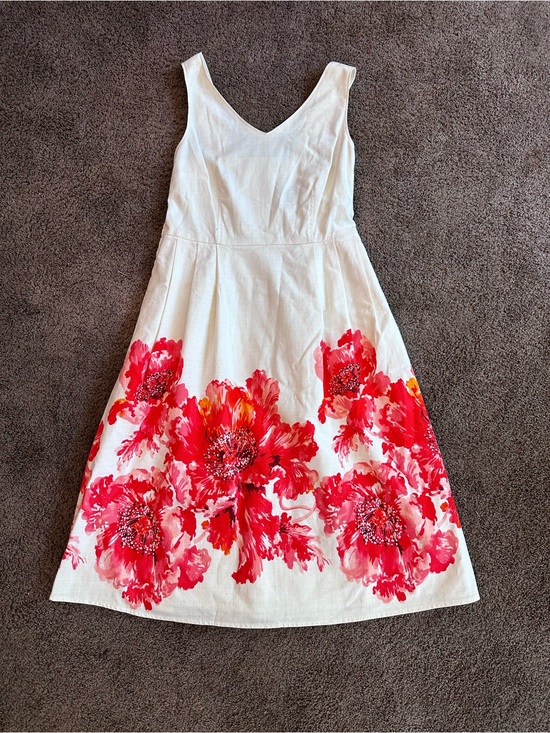 Lands' End Dresses & Skirts - Lands End White Dress with Red Floral Print- 8